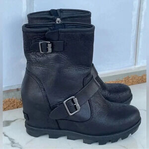 Sorel Joan Of Arctic Wedge I Leather
Booties 6.5